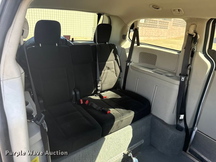 image for item NK9165 2017 Dodge Grand Caravan handicap accessible van