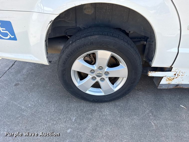 image for item NK9165 2017 Dodge Grand Caravan handicap accessible van