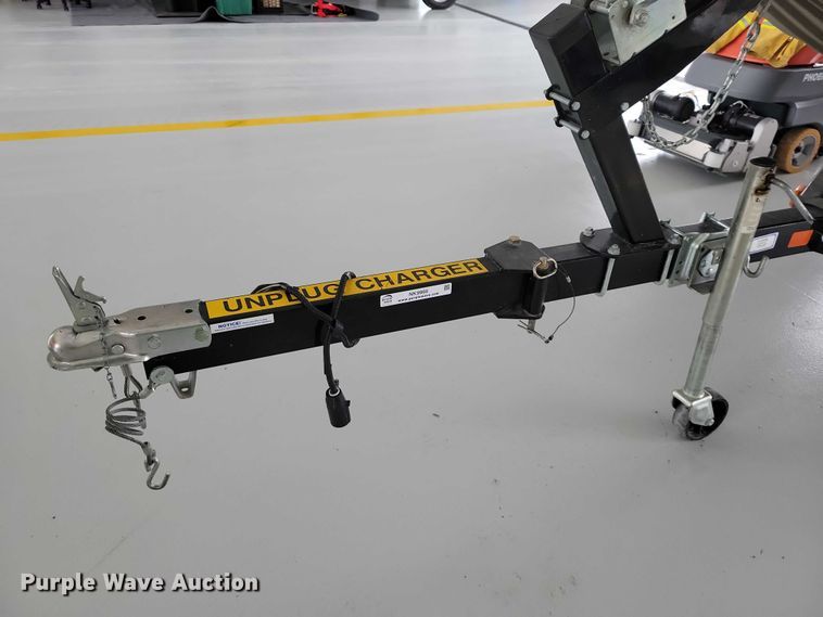 image for item NK9966 2010 Alumacraft boat