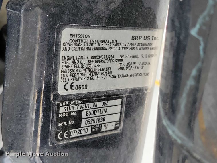 image for item NK9966 2010 Alumacraft boat