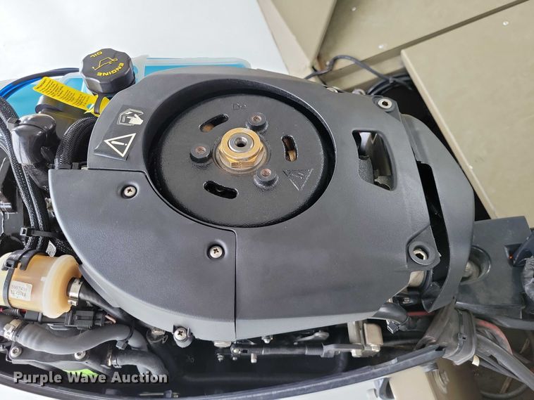 image for item NK9966 2010 Alumacraft boat