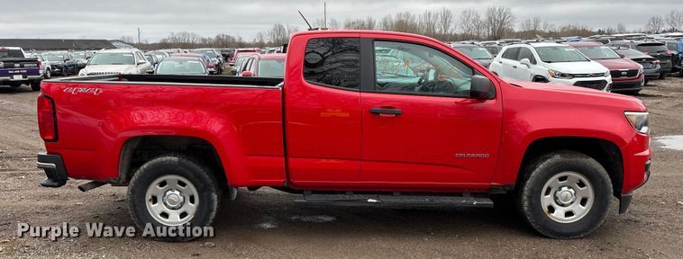 image for item YA2628 2016 Chevrolet Colorado Ext. Cab pickup truck
