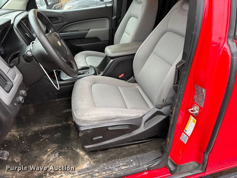 image for item YA2628 2016 Chevrolet Colorado Ext. Cab pickup truck