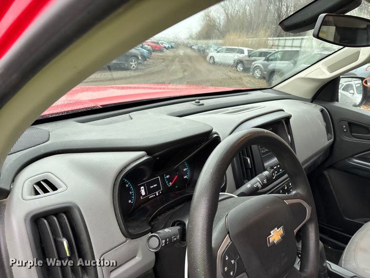 image for item YA2628 2016 Chevrolet Colorado Ext. Cab pickup truck