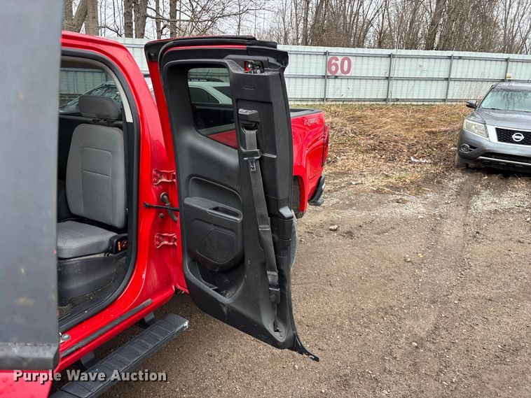 image for item YA2628 2016 Chevrolet Colorado Ext. Cab pickup truck