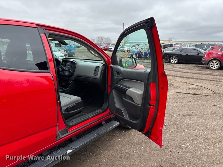 image for item YA2628 2016 Chevrolet Colorado Ext. Cab pickup truck
