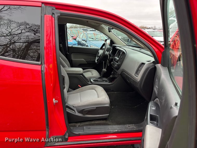 image for item YA2628 2016 Chevrolet Colorado Ext. Cab pickup truck