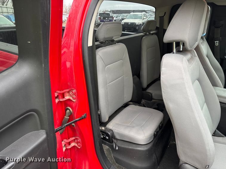 image for item YA2628 2016 Chevrolet Colorado Ext. Cab pickup truck