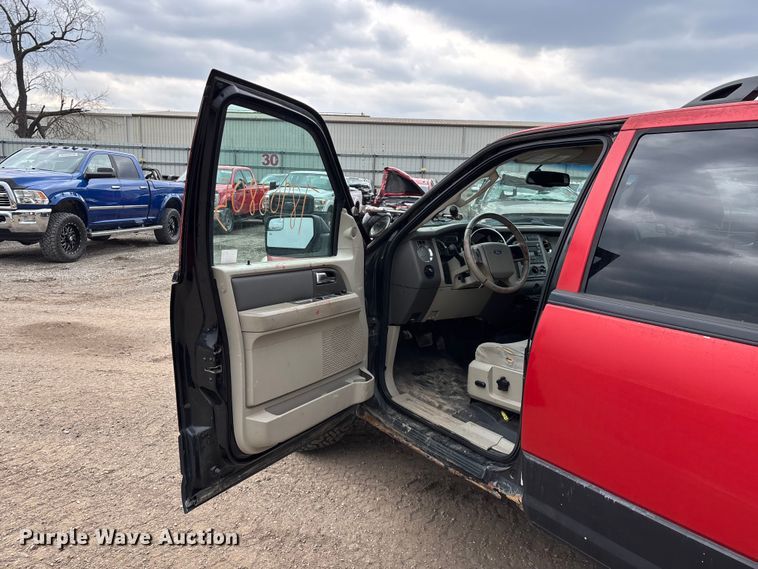 image for item YA2629 2012 Ford Expedition SUV