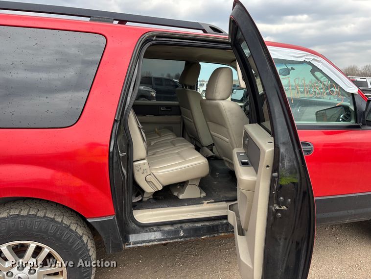 image for item YA2629 2012 Ford Expedition SUV