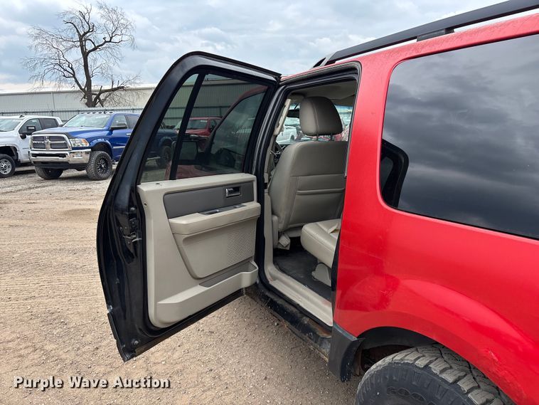 image for item YA2629 2012 Ford Expedition SUV