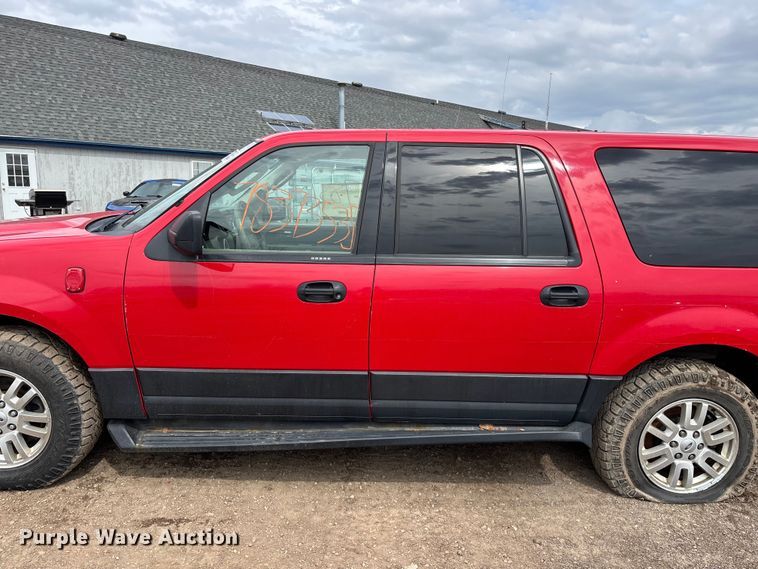 image for item YA2630 2011 Ford Expedition SUV