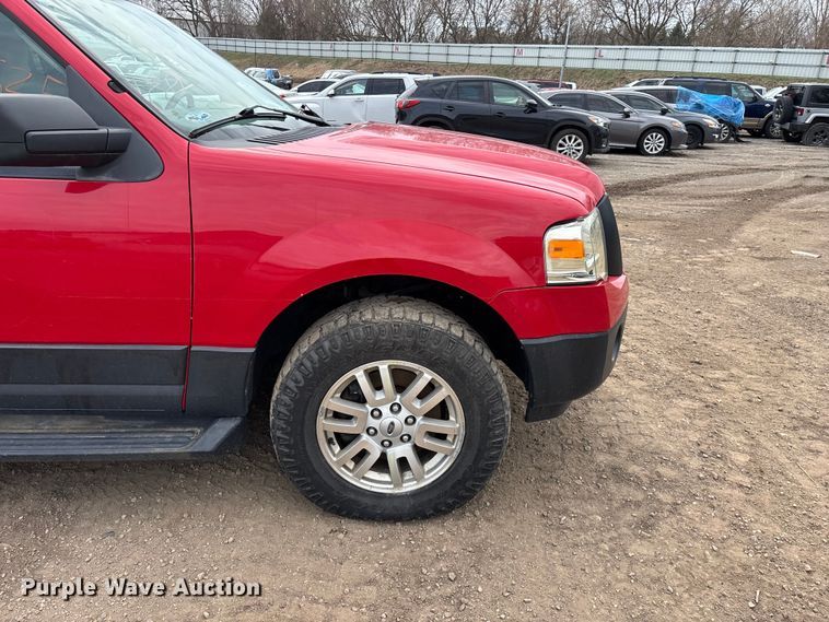image for item YA2630 2011 Ford Expedition SUV