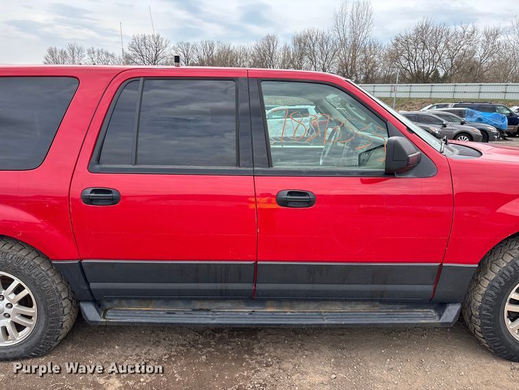 image for item YA2630 2011 Ford Expedition SUV