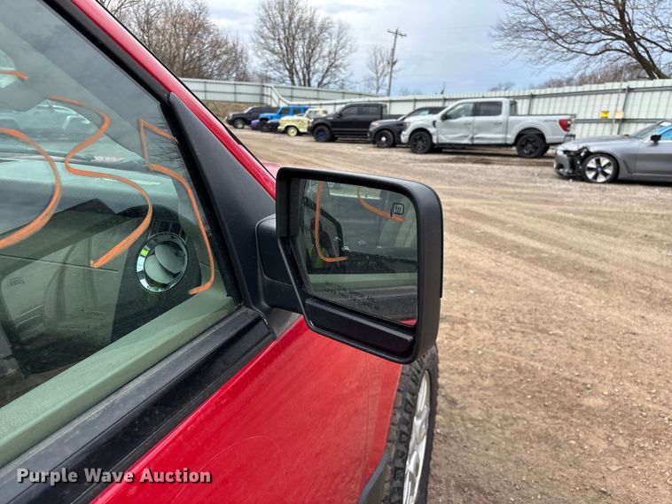 image for item YA2630 2011 Ford Expedition SUV