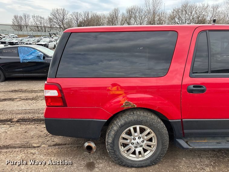 image for item YA2630 2011 Ford Expedition SUV