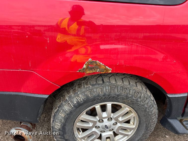 image for item YA2630 2011 Ford Expedition SUV