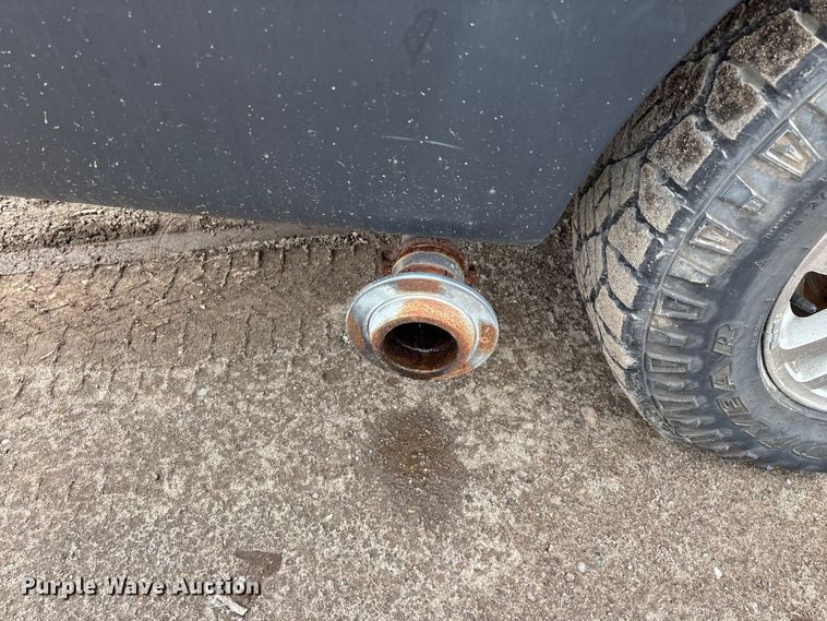 image for item YA2630 2011 Ford Expedition SUV