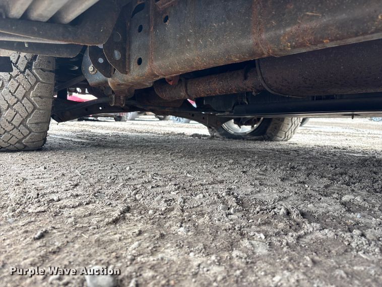 image for item YA2630 2011 Ford Expedition SUV