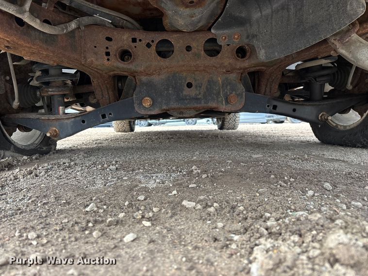 image for item YA2630 2011 Ford Expedition SUV