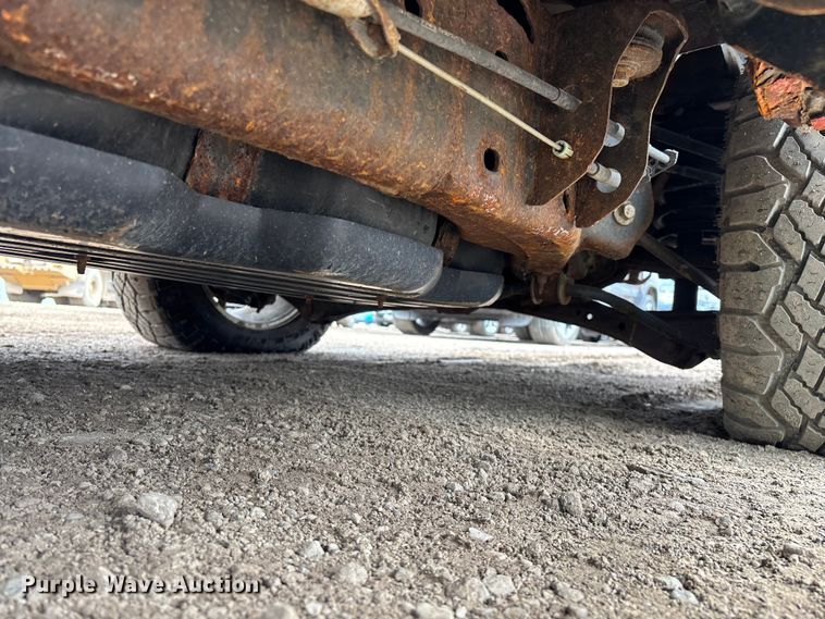 image for item YA2630 2011 Ford Expedition SUV