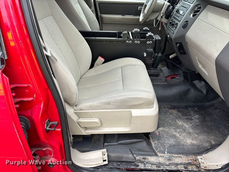 image for item YA2630 2011 Ford Expedition SUV