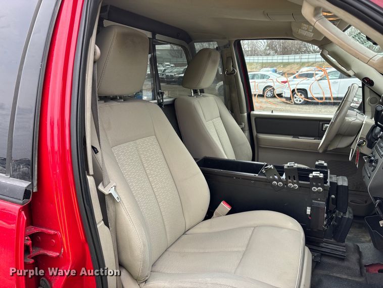 image for item YA2630 2011 Ford Expedition SUV