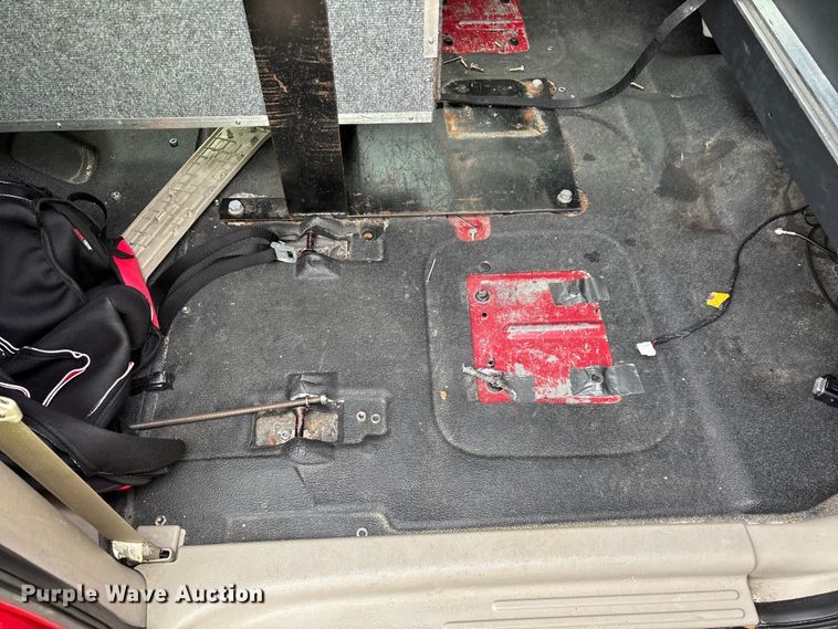 image for item YA2630 2011 Ford Expedition SUV