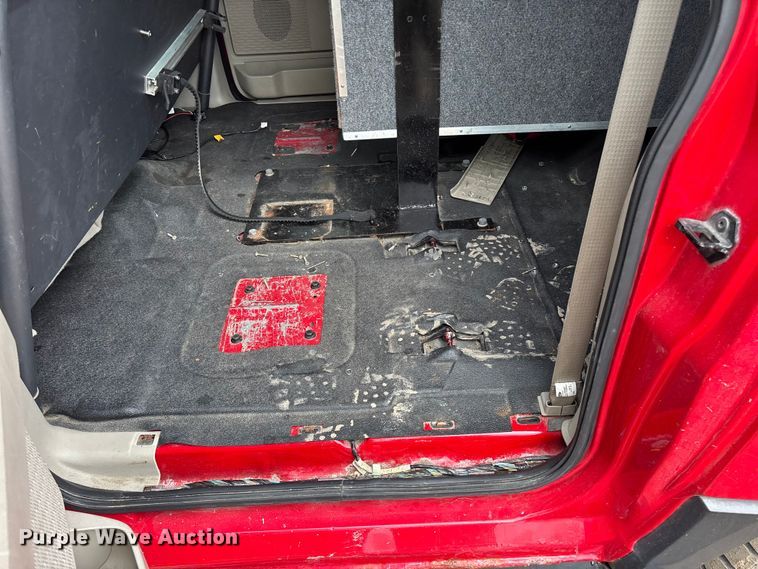 image for item YA2630 2011 Ford Expedition SUV