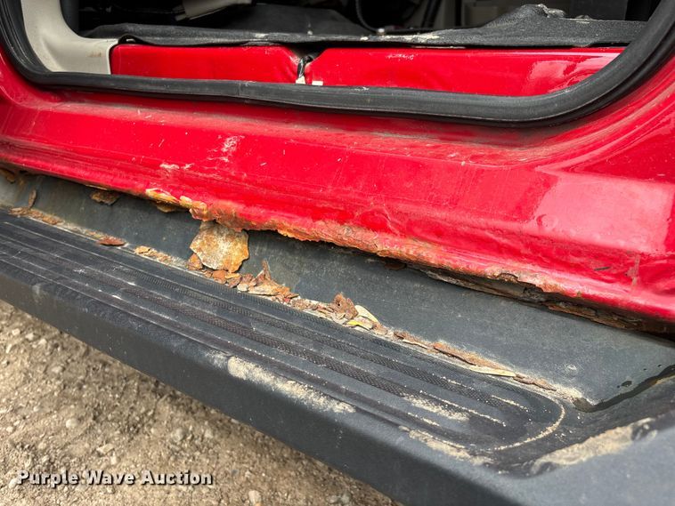 image for item YA2630 2011 Ford Expedition SUV