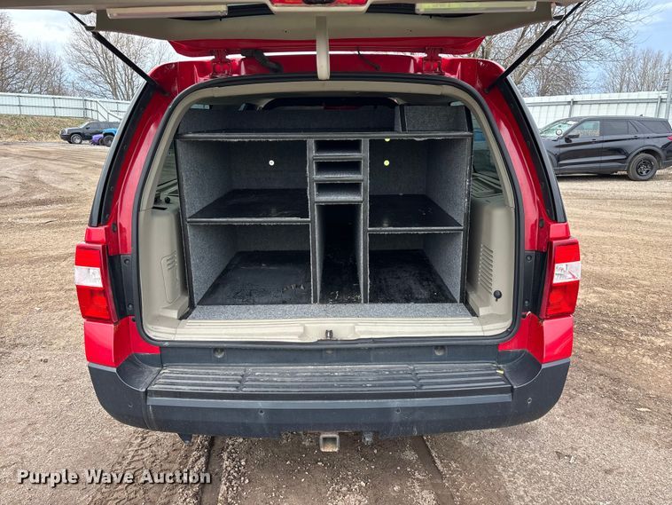 image for item YA2630 2011 Ford Expedition SUV