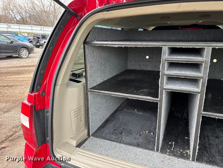 image for item YA2630 2011 Ford Expedition SUV