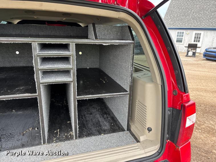 image for item YA2630 2011 Ford Expedition SUV