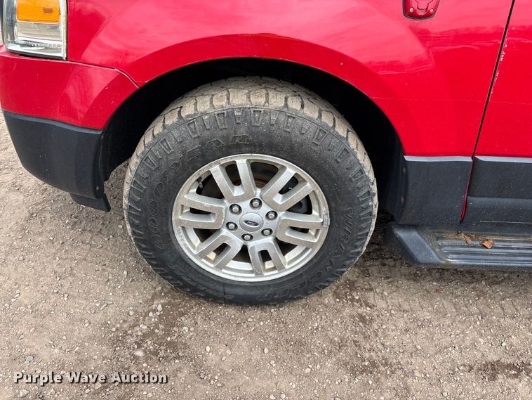 image for item YA2630 2011 Ford Expedition SUV