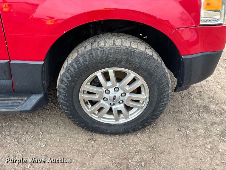 image for item YA2630 2011 Ford Expedition SUV