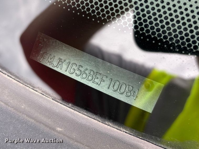 image for item YA2630 2011 Ford Expedition SUV