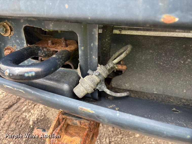 image for item YA2631 2013 Ford F550 Super Duty dump truck