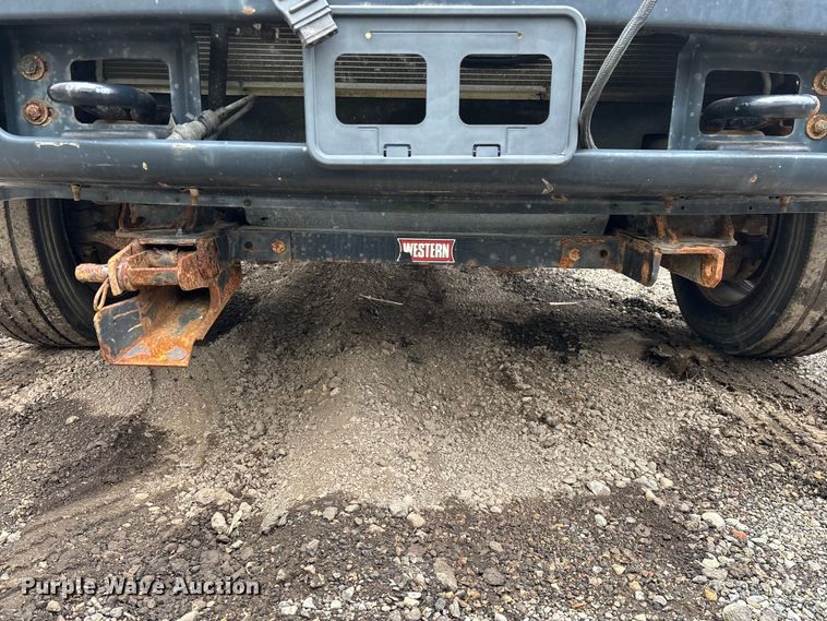 image for item YA2631 2013 Ford F550 Super Duty dump truck