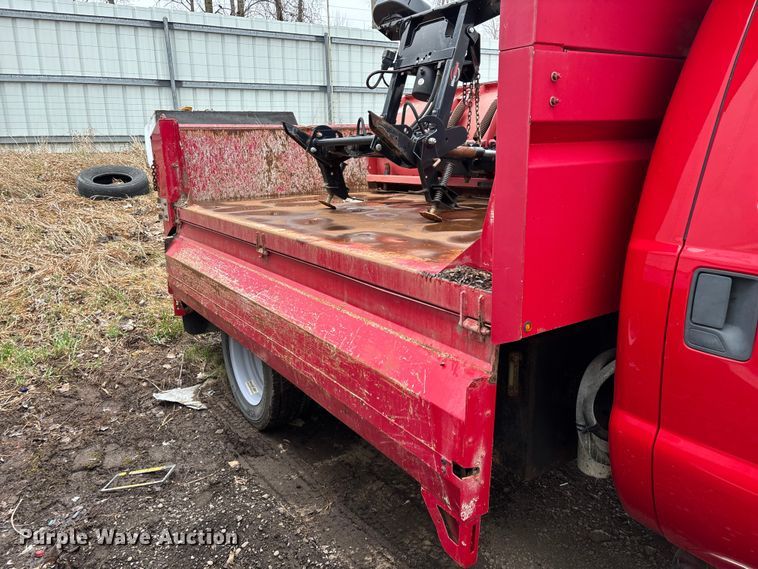 image for item YA2631 2013 Ford F550 Super Duty dump truck