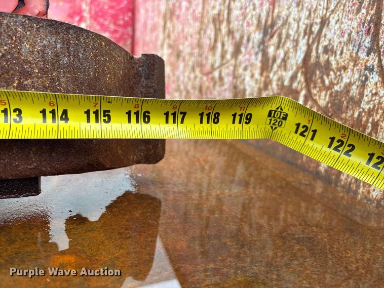 image for item YA2631 2013 Ford F550 Super Duty dump truck