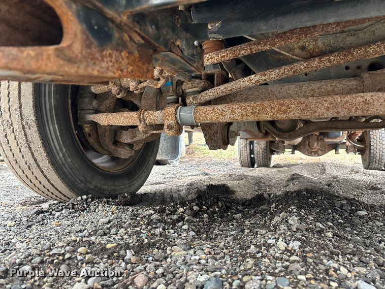 image for item YA2631 2013 Ford F550 Super Duty dump truck