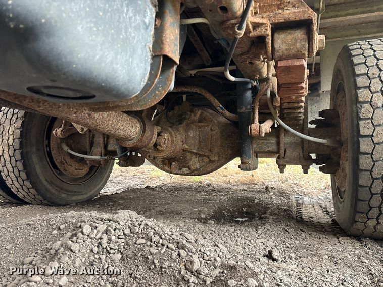 image for item YA2631 2013 Ford F550 Super Duty dump truck