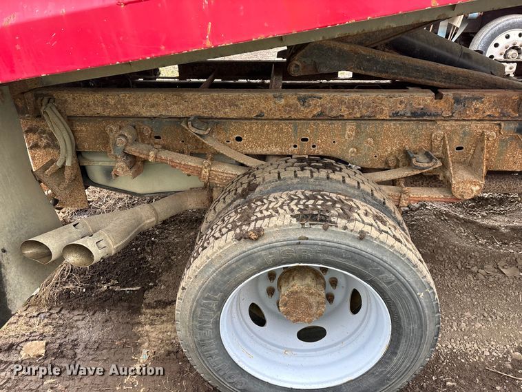 image for item YA2631 2013 Ford F550 Super Duty dump truck