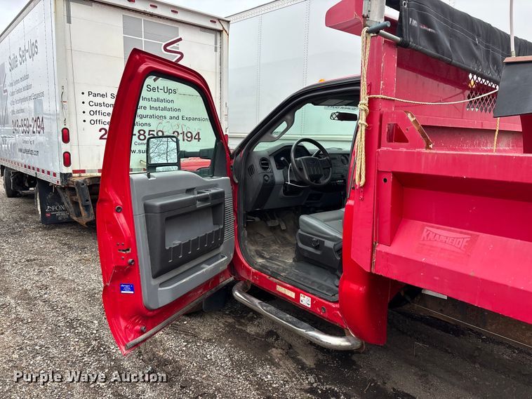 image for item YA2631 2013 Ford F550 Super Duty dump truck