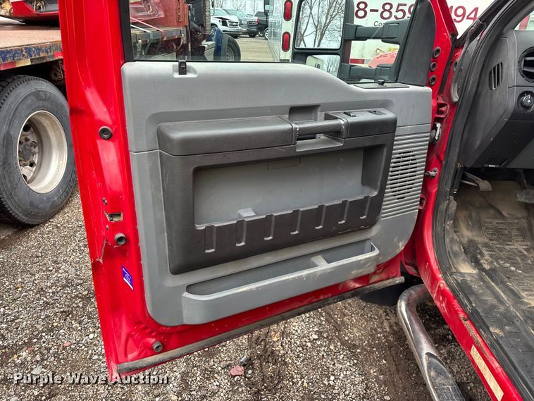 image for item YA2631 2013 Ford F550 Super Duty dump truck