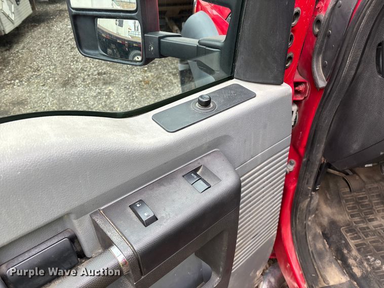 image for item YA2631 2013 Ford F550 Super Duty dump truck