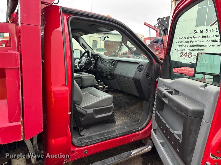 image for item YA2631 2013 Ford F550 Super Duty dump truck