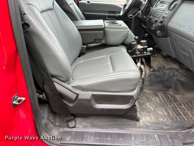 image for item YA2631 2013 Ford F550 Super Duty dump truck