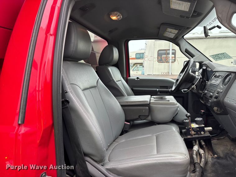 image for item YA2631 2013 Ford F550 Super Duty dump truck