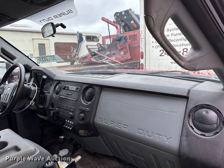 image for item YA2631 2013 Ford F550 Super Duty dump truck